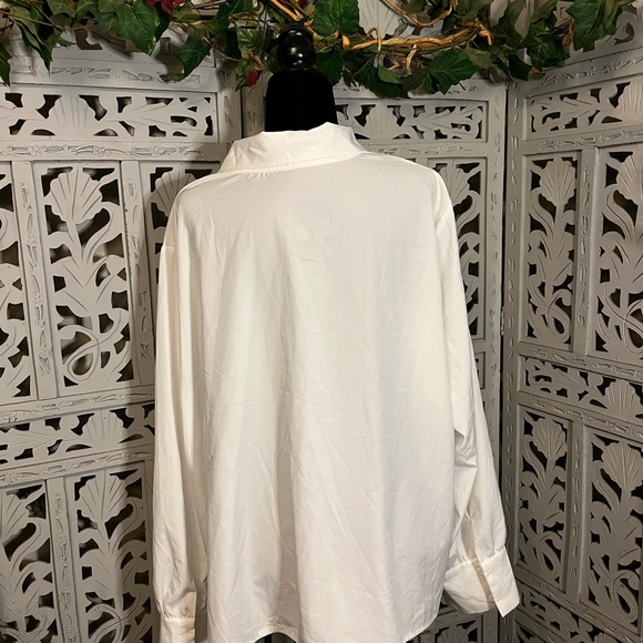 SHEIN COUTURE TRUE WHITE WITH COLLAR & ADJUSTABLE TIE LONG SLEEVES PLUS TOP - Picture 5 of 7